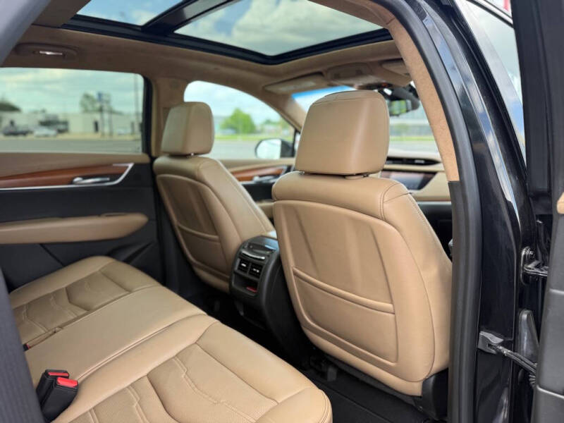 2017 Cadillac XT5 Platinum