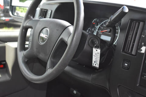 2017 GMC Savana 2500