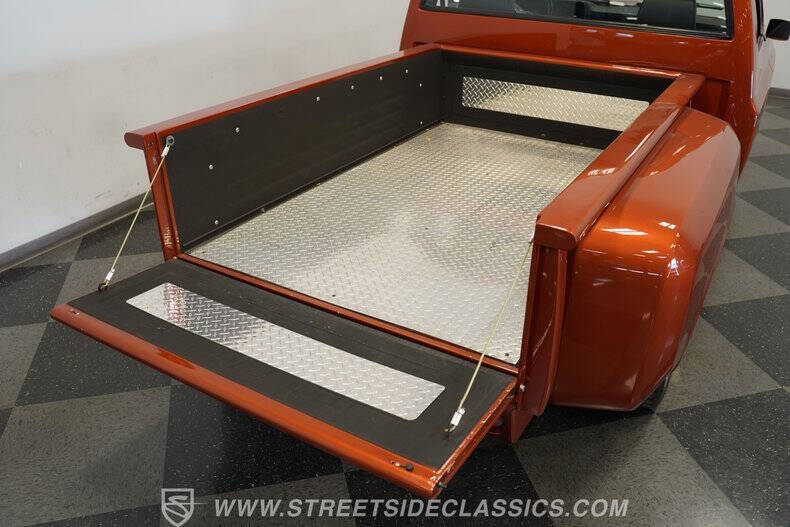 1987 Chevrolet R/V 10 Series