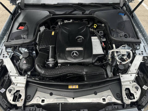 2017 Mercedes-Benz E-Class E 300 4MATIC