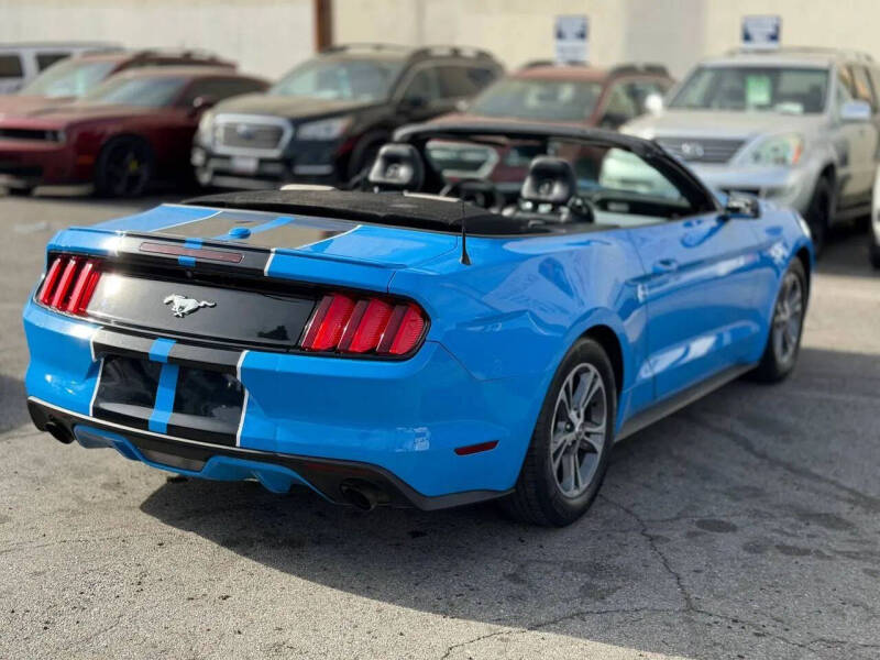 2017 Ford Mustang EcoBoost Premium