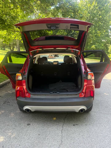 2022 Ford Escape SE