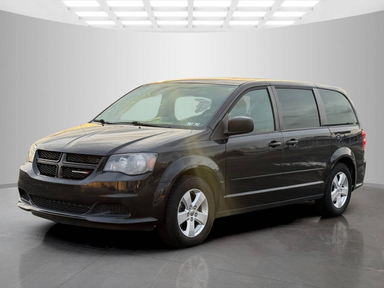 2015 Dodge Grand Caravan for sale at Used Cars Toledo in Oregon, OH