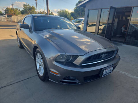 2014 Ford Mustang V6