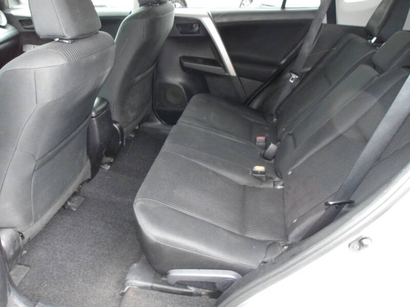 2016 Toyota RAV4 LE