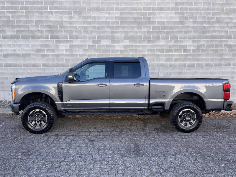 2023 Ford F-350 Super Duty Lariat