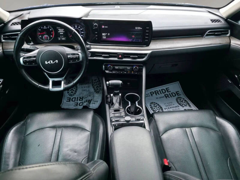 2022 Kia K5 EX