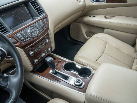 2017 Nissan Pathfinder