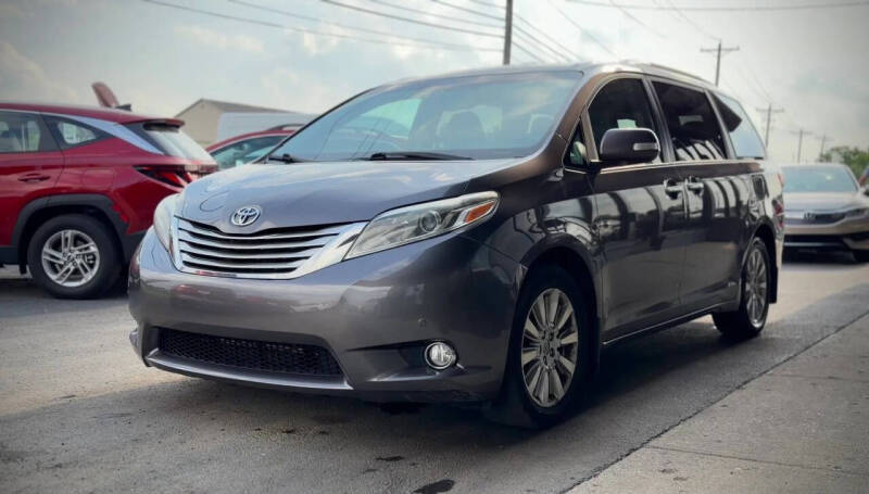 2015 Toyota Sienna