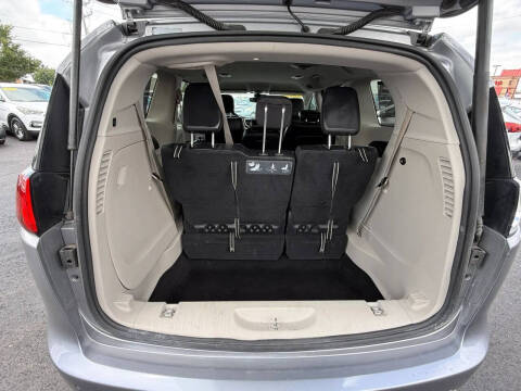 2018 Chrysler Pacifica Touring L