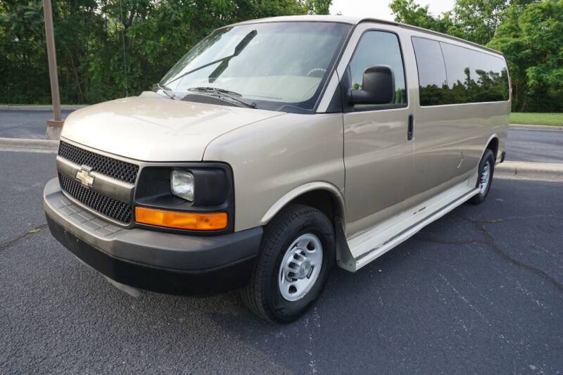2011 Chevrolet Express for sale at Modern Motors - Thomasville INC in Thomasville NC