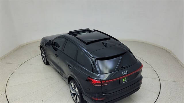 2025 Audi Q6 e-tron quattro Premium Plus