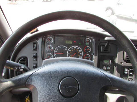 2014 Freightliner M2 106