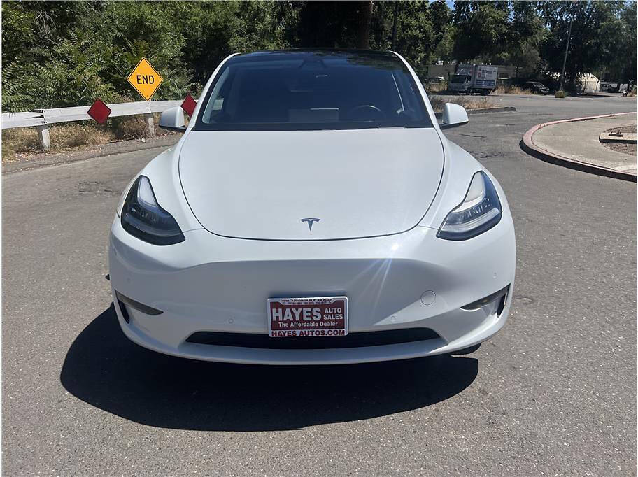 White 2020 Tesla Model Y Long Range AWD Long Range 4dr Crossover 2