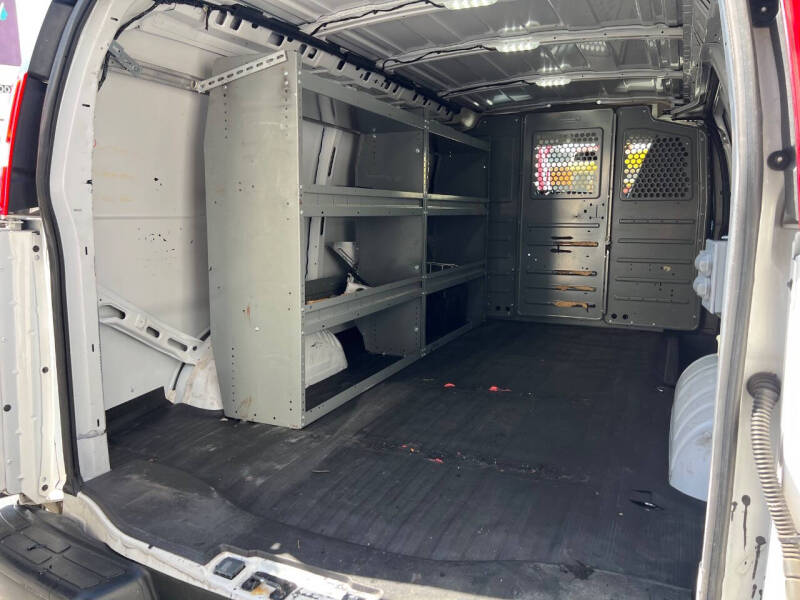 2021 Chevrolet Express 2500