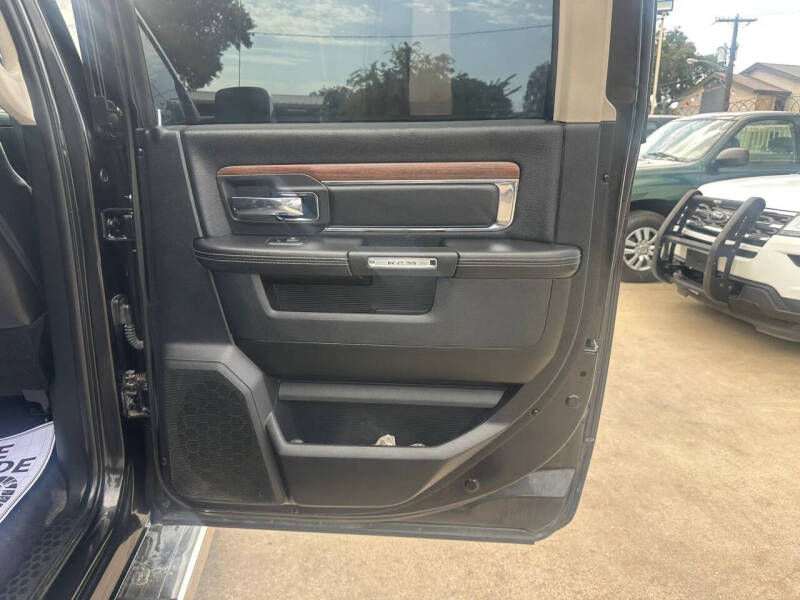 2017 RAM 1500 Laramie