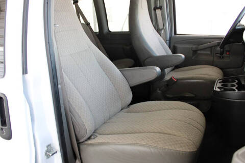 2024 Chevrolet Express LT 3500