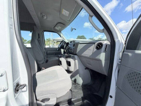 2013 Ford E-Series E-150