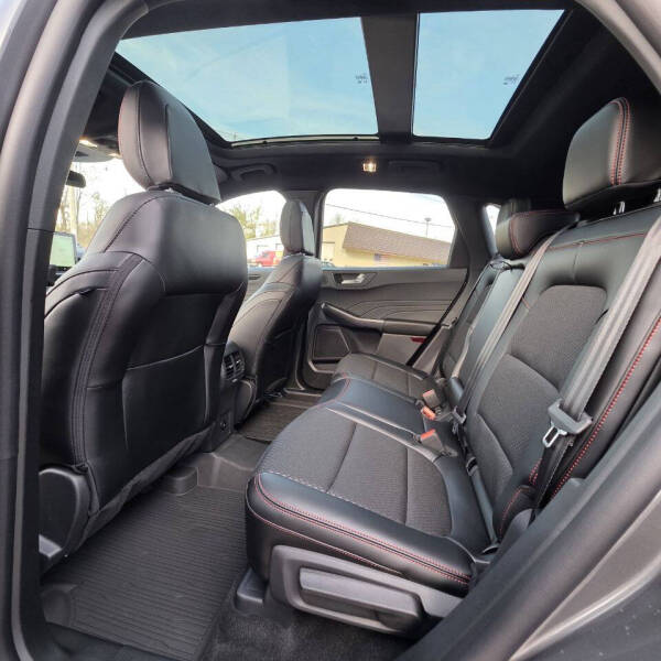 2026 Ford Escape Hybrid ST-Line Select