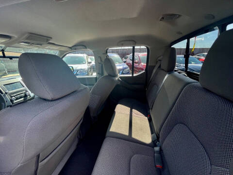 2020 Nissan Frontier SV