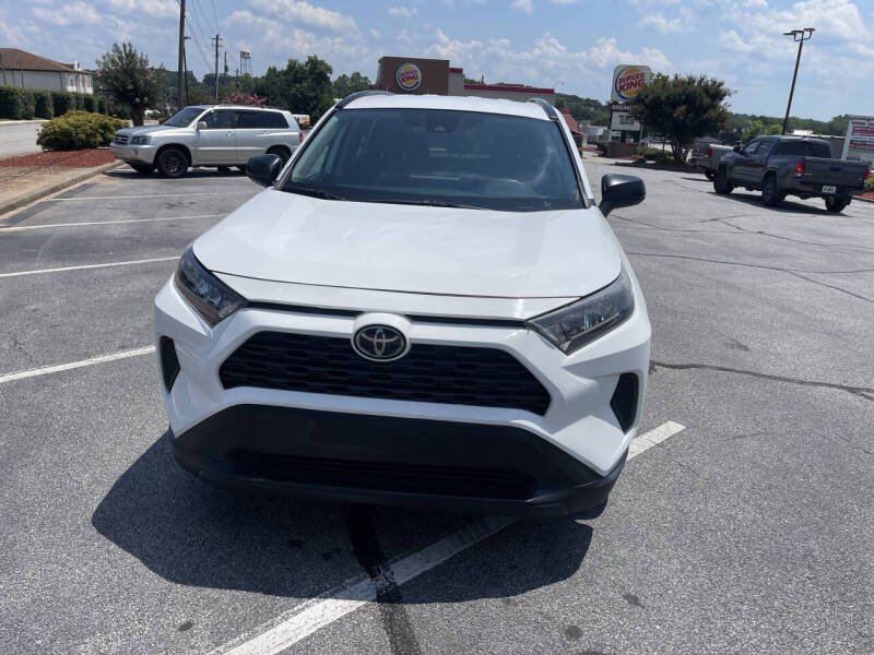 2021 Toyota RAV4 LE