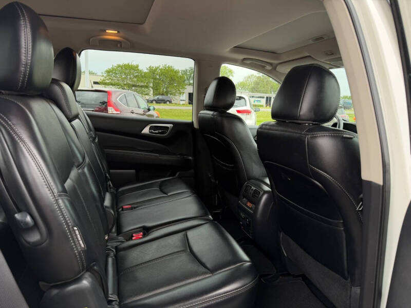 2019 Nissan Pathfinder Platinum