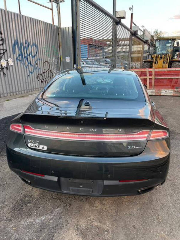 2016 Lincoln MKZ