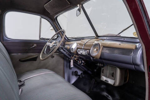 1948 Ford Super Deluxe