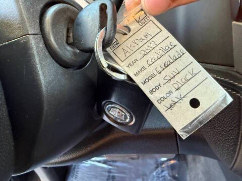 2013 Cadillac Escalade ESV Platinum Edition