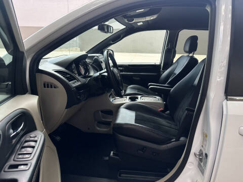 2017 Dodge Grand Caravan SXT