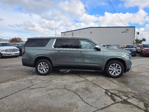 2023 Chevrolet Suburban Premier