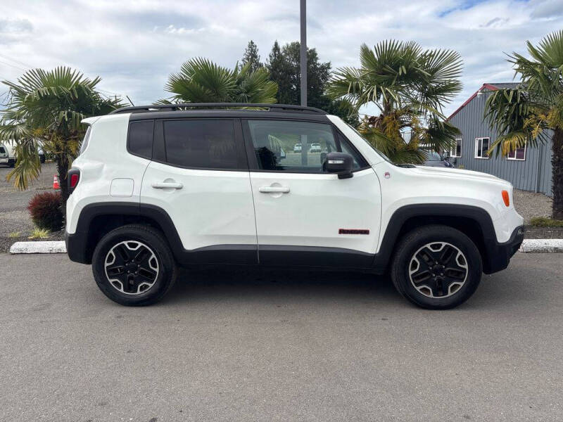 2017 Jeep Renegade Trailhawk