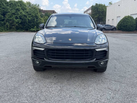 2017 Porsche Cayenne Platinum Edition