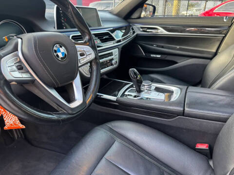 2018 BMW 7 Series 740i