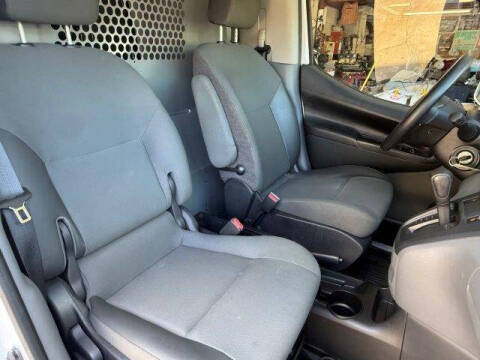 2021 Nissan NV200 SV