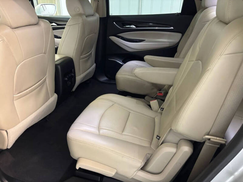 2020 Buick Enclave Essence