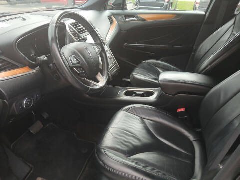 2019 Lincoln MKC Select