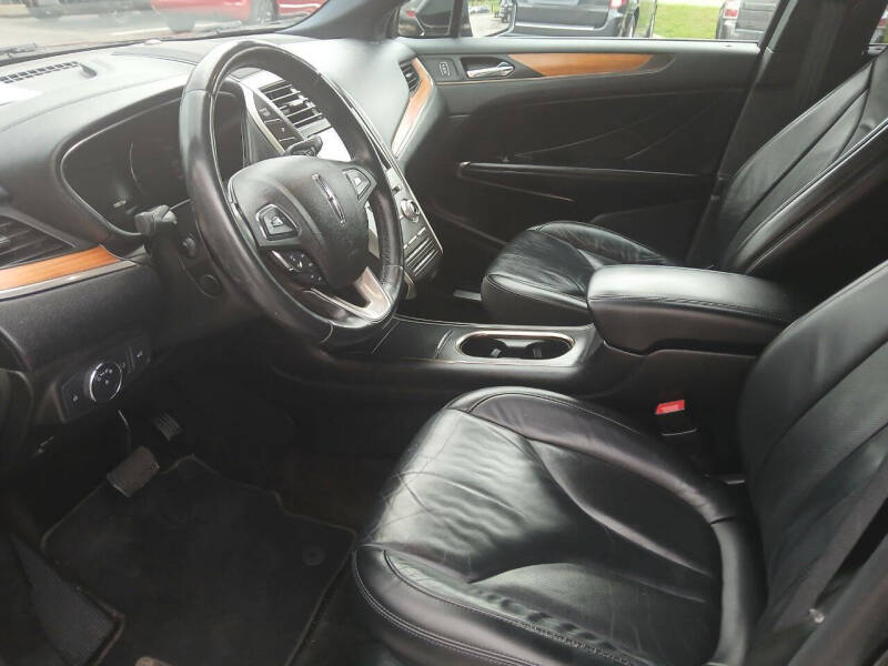 2019 Lincoln MKC Select