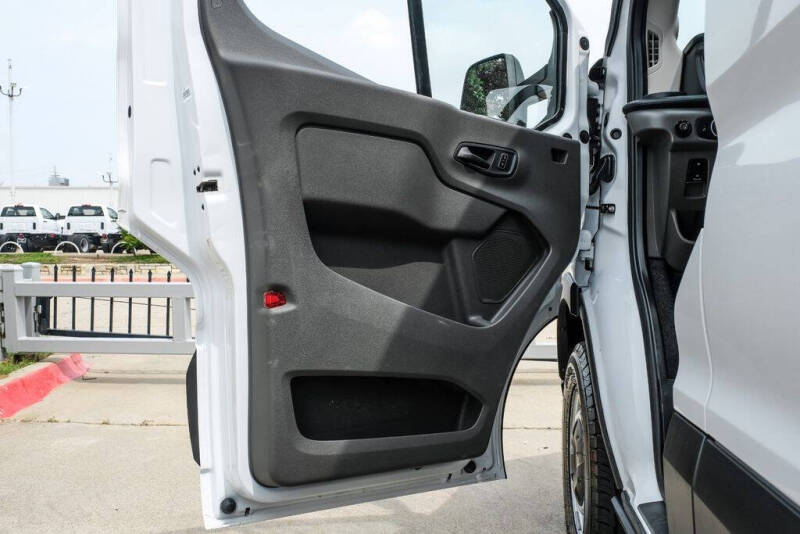 2025 Ford Transit 350