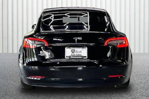 2019 Tesla Model 3 Standard Range Plus