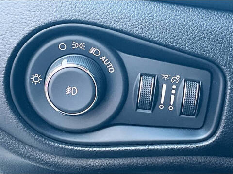 2023 Jeep Renegade Trailhawk