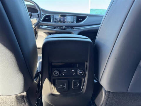 2023 Buick Enclave Premium