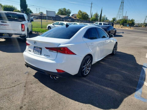 2017 Lexus IS 200t