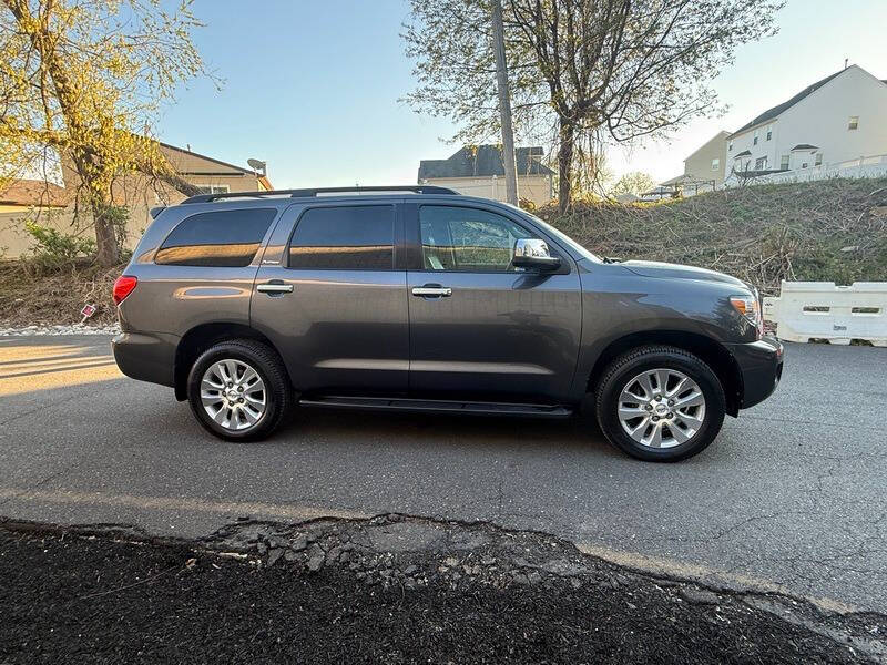 2013 Toyota Sequoia Platinum