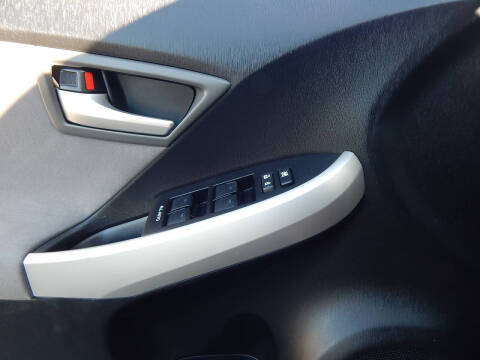 2014 Toyota Prius Three