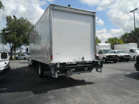 2022 Freightliner M2 106