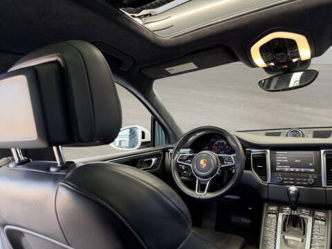 2018 Porsche Macan