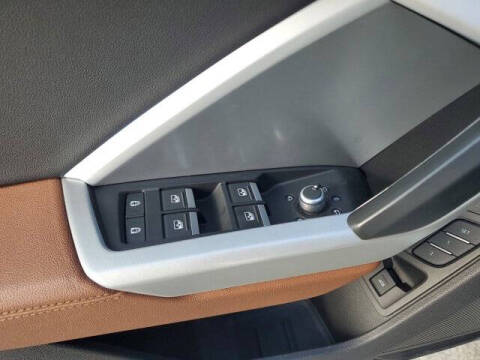 2022 Audi Q3 quattro Premium 40 TFSI