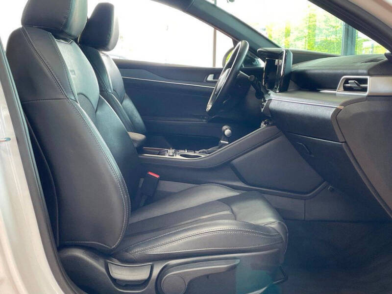 2022 Kia K5