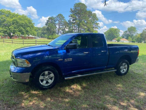 2017 RAM 1500 SLT